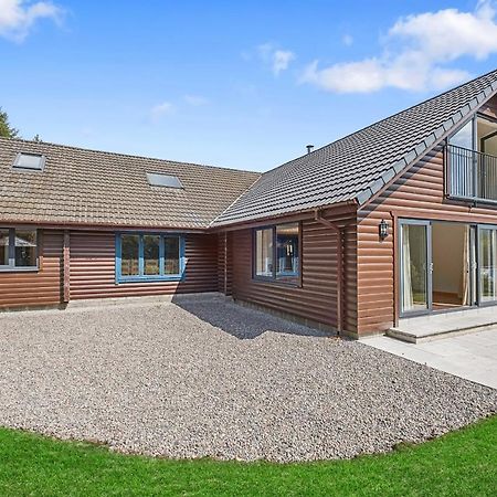 Finest Retreats - The Logs Villa Fort William Exterior photo