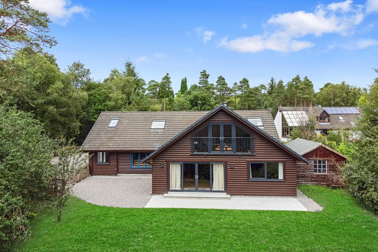 Finest Retreats - The Logs Villa Fort William Exterior photo